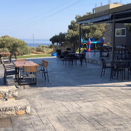 Peristeres Appartments Rodhákinon Luaran gambar