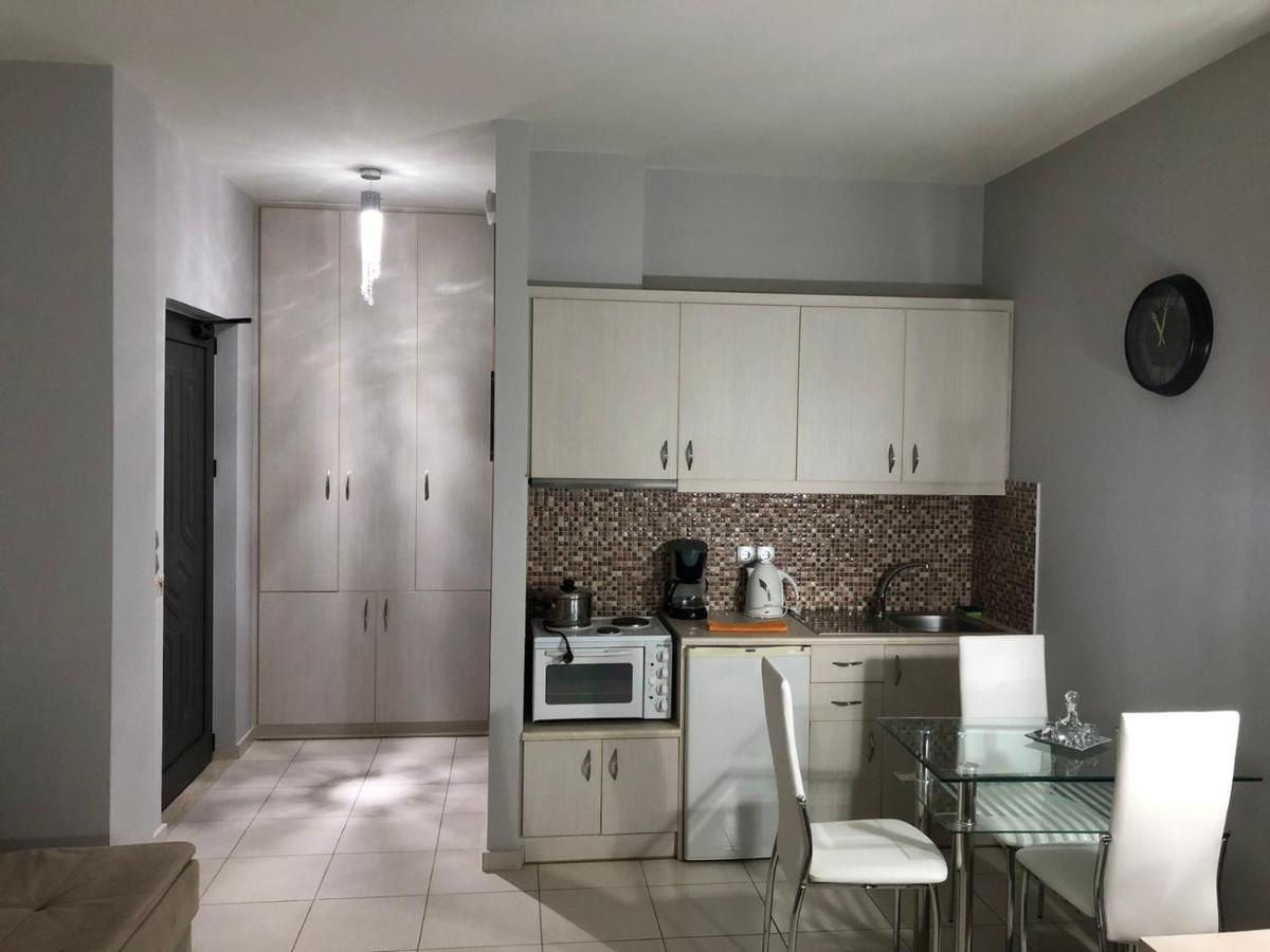 Peristeres Appartments Rodhákinon Luaran gambar