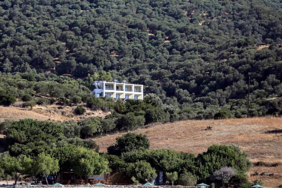 Peristeres Appartments Rodhákinon Luaran gambar