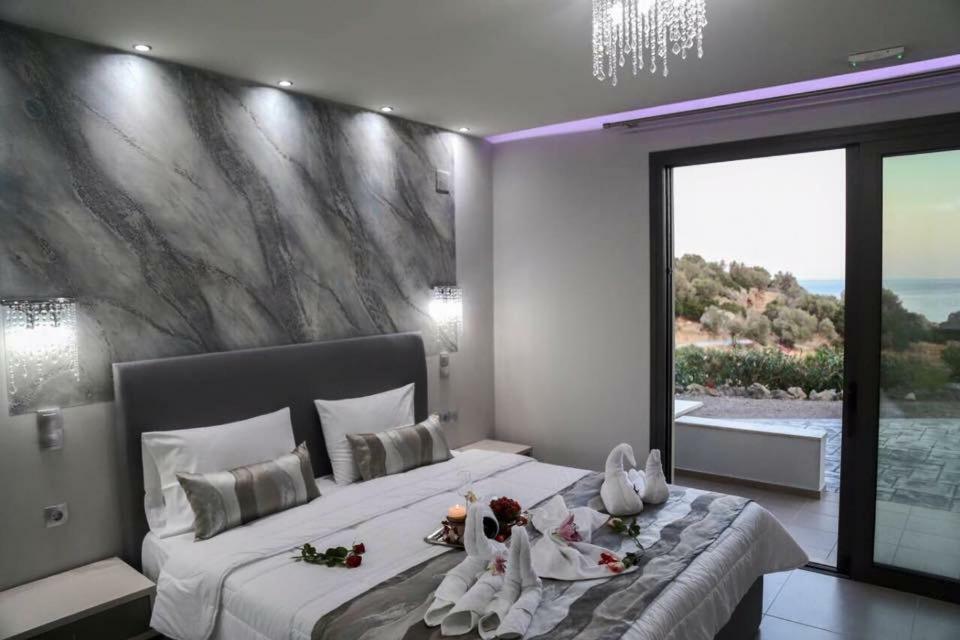 Peristeres Appartments Rodhákinon Luaran gambar